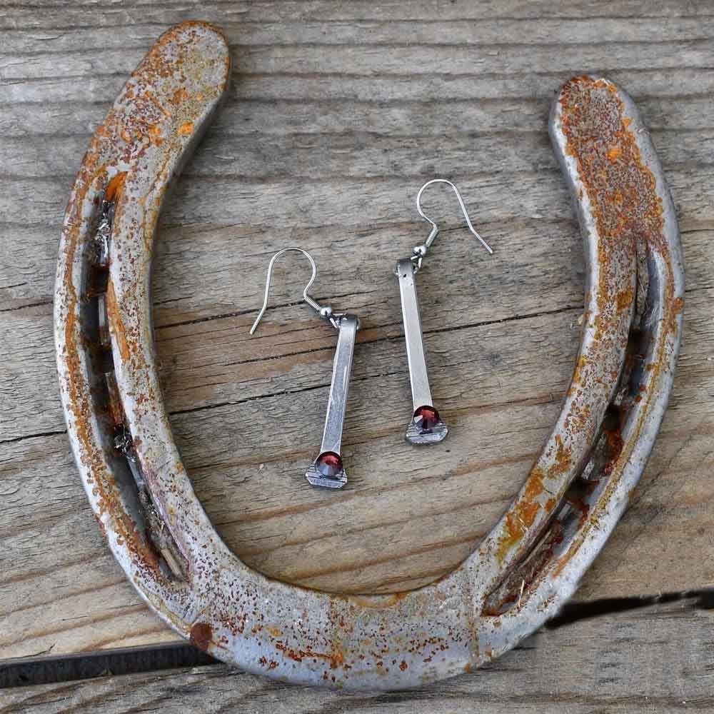 Brincos de ferradura de pedra de nascimento personalizados