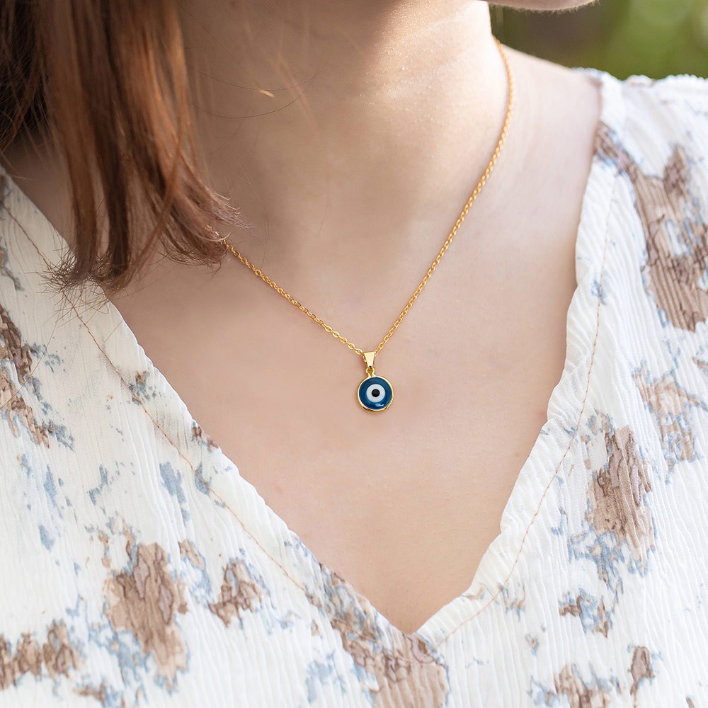 dainty necklaces