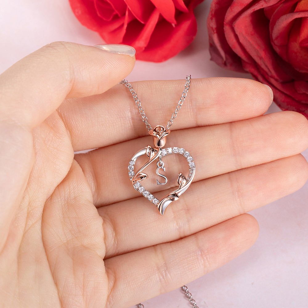rose necklace