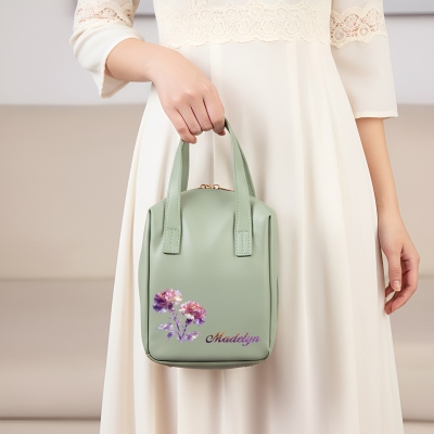 Travel makeup bag