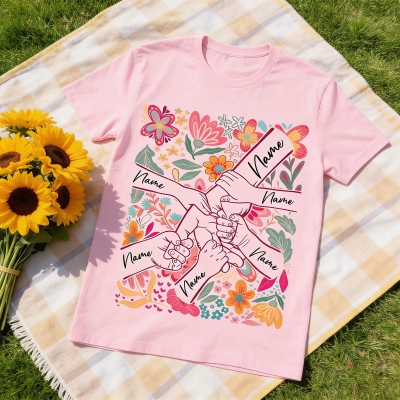 Personalisiertes Mutter-Tochter-T-Shirt mit 1-5 Namen, mehrfarbiges Rundhals-Top mit Blumenmuster, Geschenkidee zum Geburtstag oder Muttertag für Mama/Oma/Sie