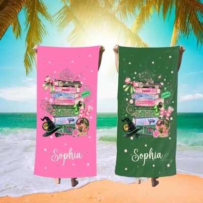 Personalisiertes Strandtuch mit Zauberer-Motiv und Namen, schnelltrocknendes Mikrofaser-Poolhandtuch, ideales Geschenk für Sommerurlaub/Poolpartys, Geburtstagsgeschenk für Kinder/Mädchen