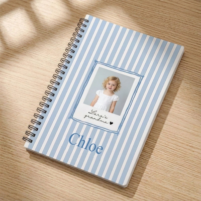 Personlig anteckningsbok med randig design, namn och foto, mjuk pärm, spiraljournal, dagliga nödvändigheter, babyshower-/födelsedagspresent till nybliven mamma/barn
