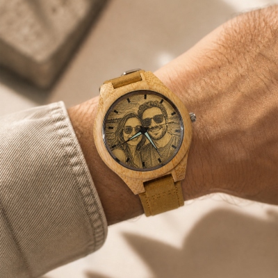 Customized Picture-Embedded Bamboo Wood Watch for Men and Women