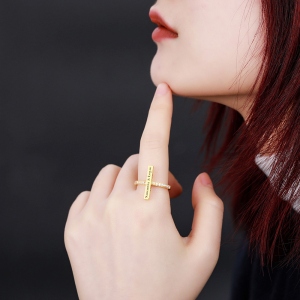 Engraved Bar Ring with Birthstone in Gold