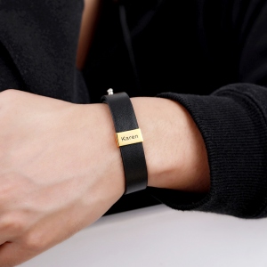 Bracelet en cuir avec nom personnalisé pour famille en or