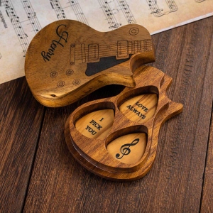 Gepersonaliseerde houten plectrums met koffer