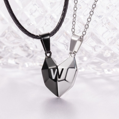 A Set of Personalized Magnetic Stitching Heart-shaped Necklaces
