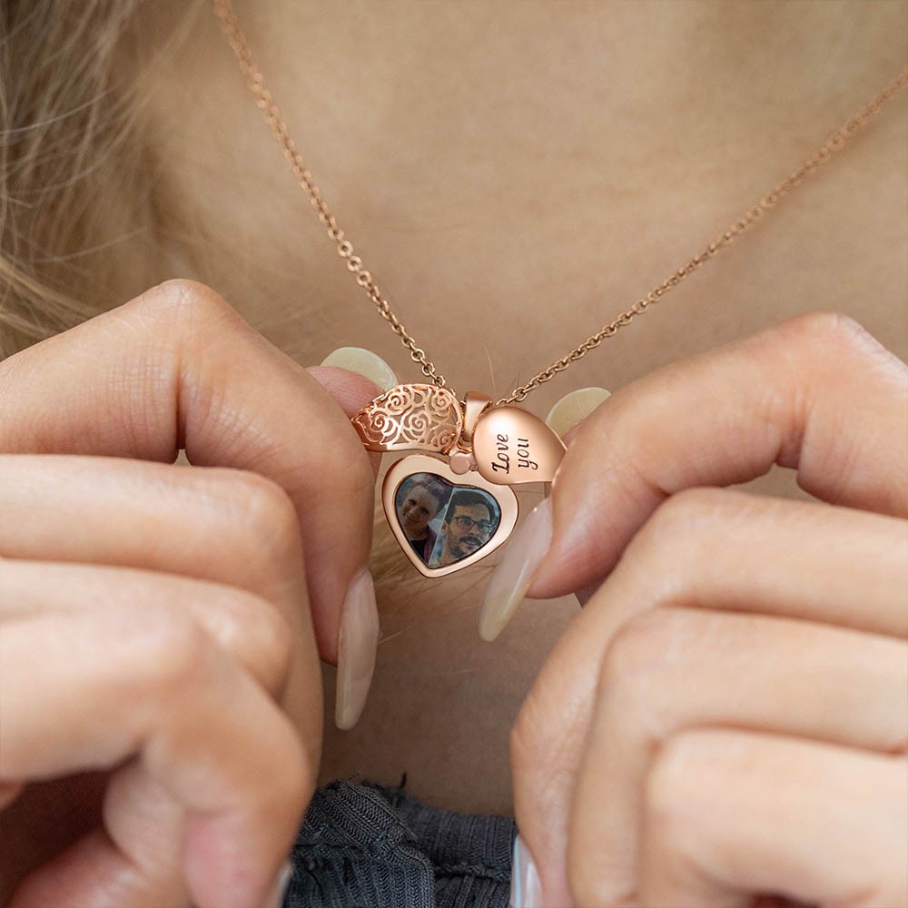 Collana con foto del medaglione vintage, collana con foto del cuore con totem, collana del cuore, gioielli commemorativi, ricordo del cuore, regalo per mamma/nonna