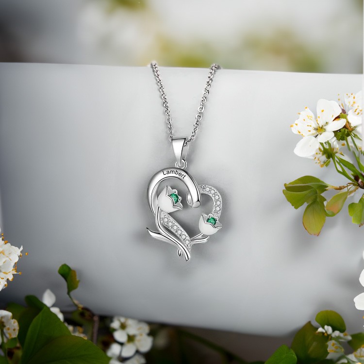 flower necklace