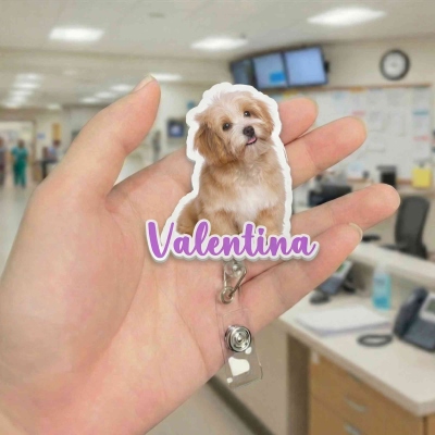 badge reel for doctor/nurse