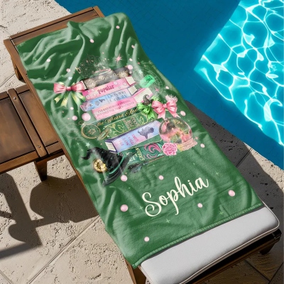 Personalisiertes Strandtuch mit Zauberer-Motiv und Namen, schnelltrocknendes Mikrofaser-Poolhandtuch, ideales Geschenk für Sommerurlaub/Poolpartys, Geburtstagsgeschenk für Kinder/Mädchen