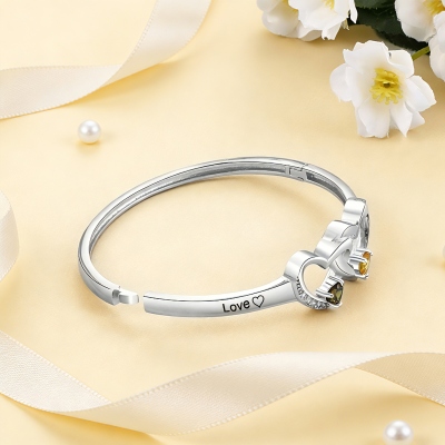 Personligt graverade namn med sammanlänkade dubbla hjärtan och födelsestenar, elegant matchande armband i sterlingsilver 925, present till pojkvän/bästis/par