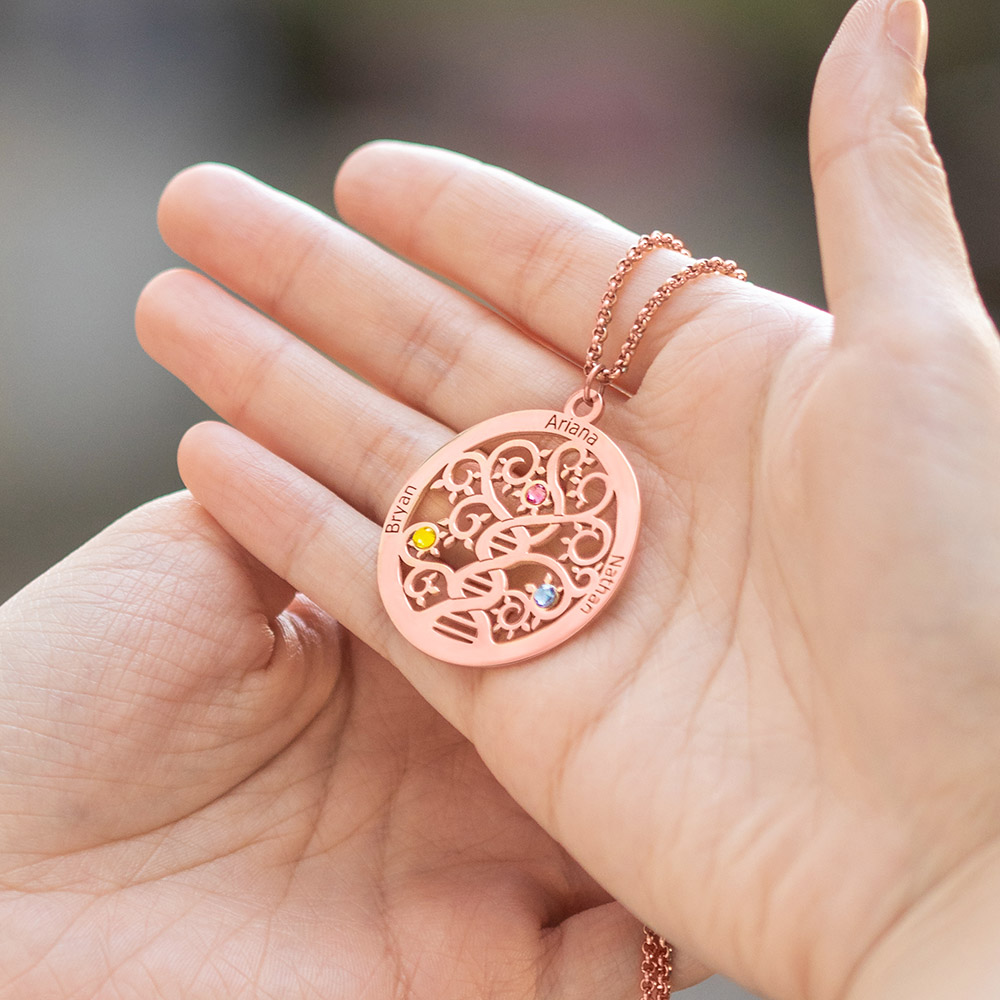 Colar personalizado com o nome da árvore genealógica com pedra de nascimento