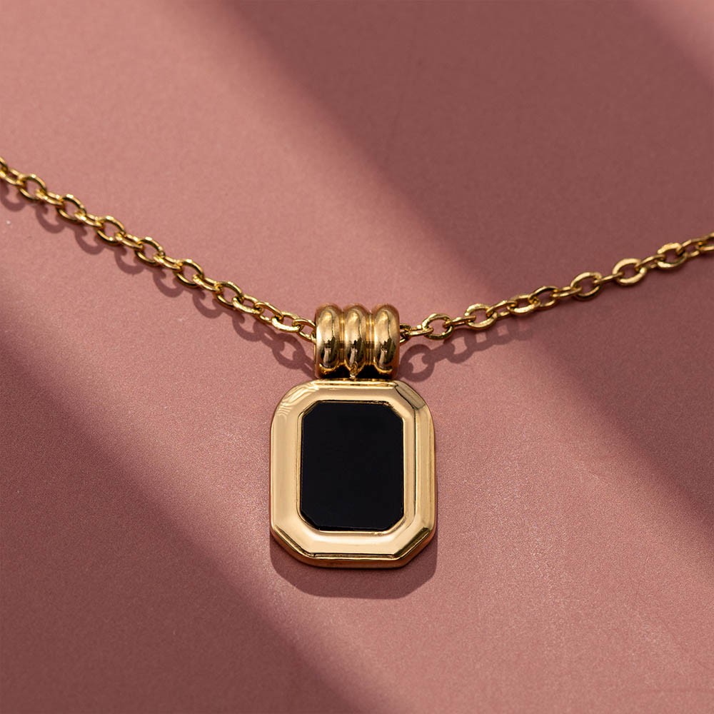 Colar em Camadas Estilo Vintage