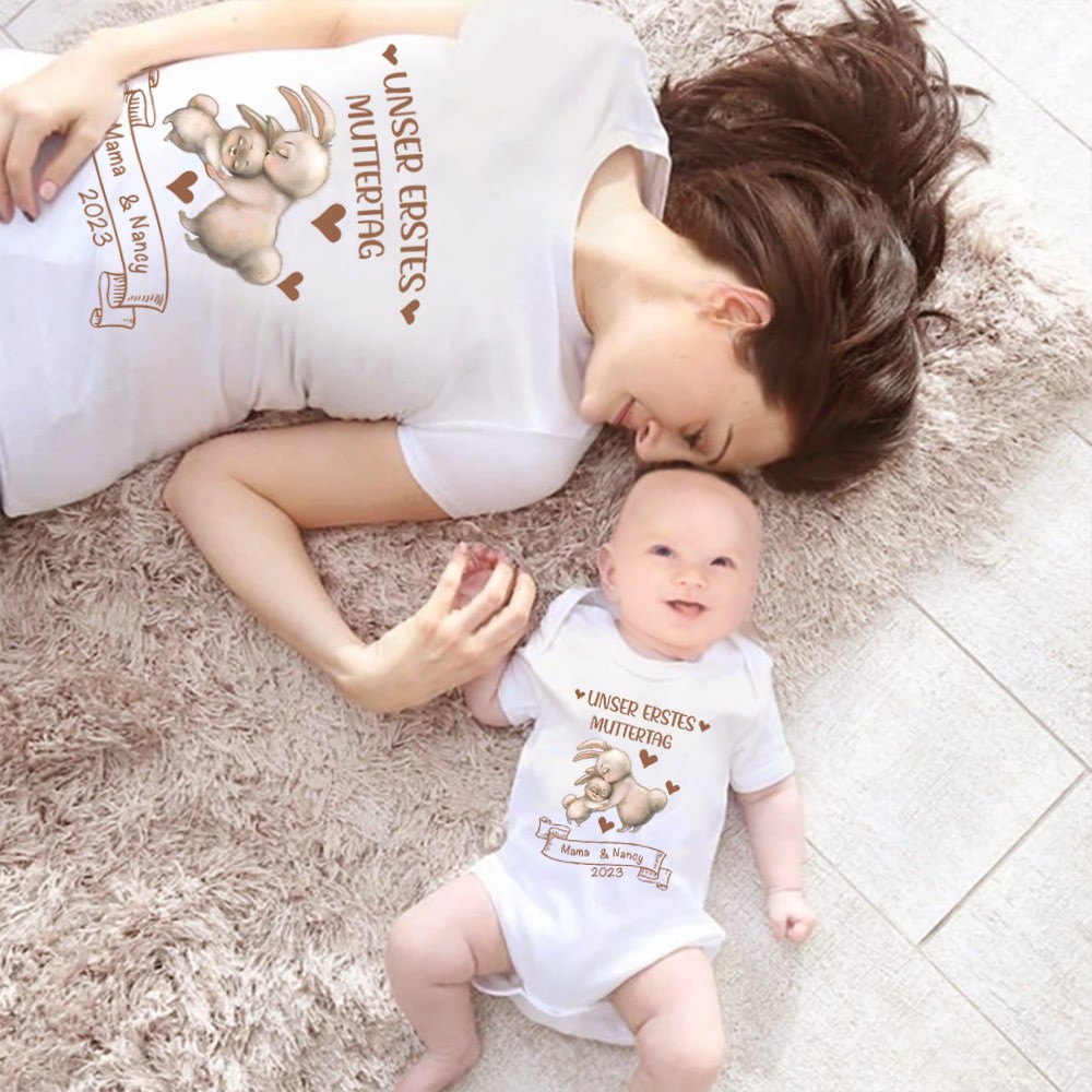 Unser erstes Set für Mutter und Baby zum Muttertag, individuell gestalteter Tier-/Muster-Babysuit und Mama-T-Shirt, personalisiertes T-Shirt und Babyromper, Geschenk für neue Mütter