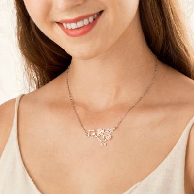 floral necklace