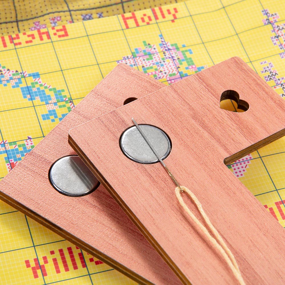 needle minder for embroidery pattern holder magnetic