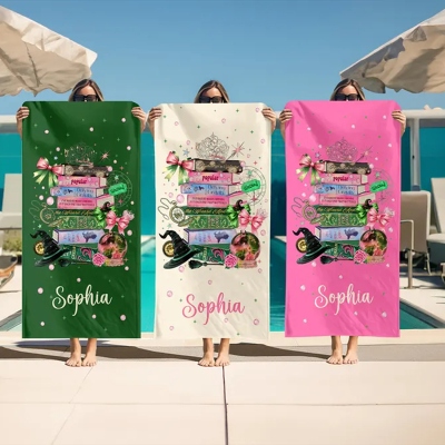 Personalisiertes Strandtuch mit Zauberer-Motiv und Namen, schnelltrocknendes Mikrofaser-Poolhandtuch, ideales Geschenk für Sommerurlaub/Poolpartys, Geburtstagsgeschenk für Kinder/Mädchen