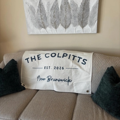 Custom Minimal Family Name Canvas Banner, Natural Embroidery Established Year Wall Flag, Living Room Entryway Decor, Housewarming Gift for Family