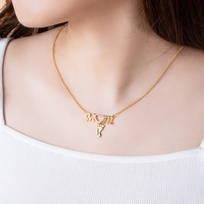 Personalized Mom Necklace with Baby Feet