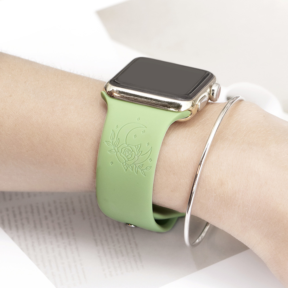 Pulseira de relógio de maçã personalizada com flores