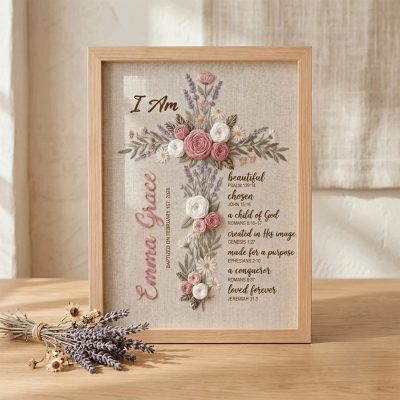 Gepersonaliseerd geborduurd bloemenkruis doopframe met naam en datum, houten wanddecoratie met linnenstructuur, kraamcadeau voor pasgeborene/familie/kinderen