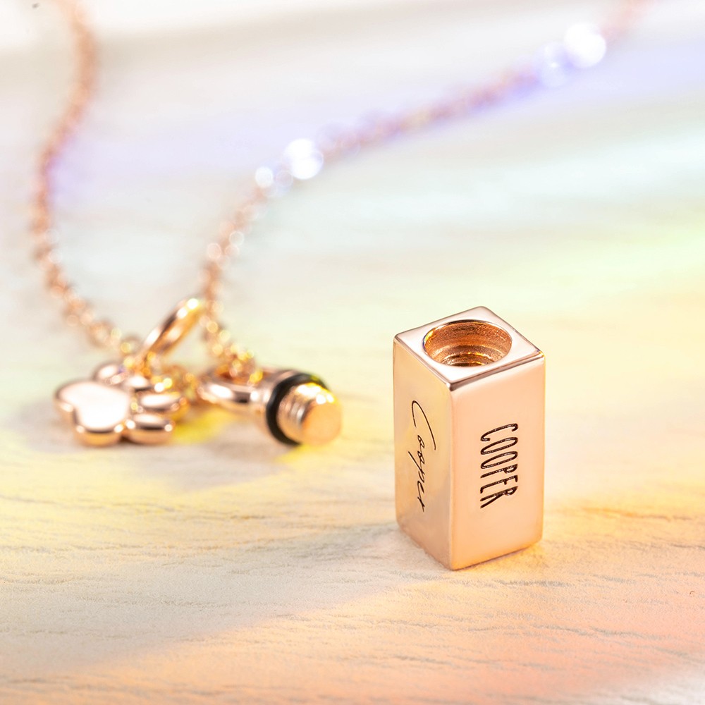 Tiny Urn 