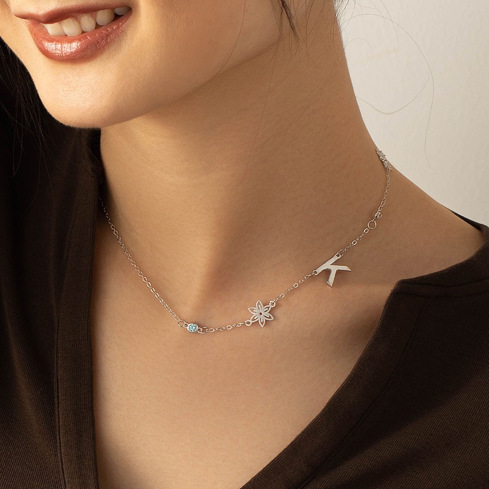 Custom Birthflower & Birthstone Necklace with Initial, Family Bouquet Necklace, Memorial Jewelry, Birthday/Christmas Gifts, Gifts for Mom/Grandmom/Her