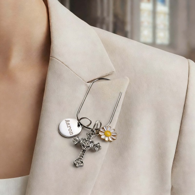 Personalisierte Mini-Büroklammer mit Namensgravur, Kreuz- und Gänseblümchenanhänger, elegantes Lesezeichen aus Metall, christliches Planeraccessoire, Geschenk für Sie/Buchliebhaberinnen