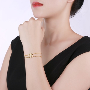 Personalized Whirlpool Bracelet With Birthstone in Gold