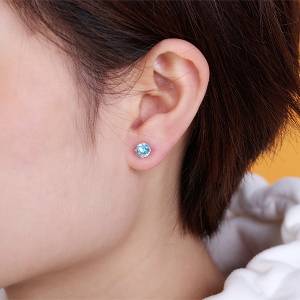 customized earrings