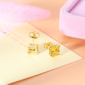customized earrings