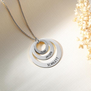engraved name necklace 