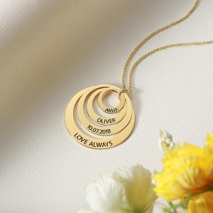 engraved names circle necklace 