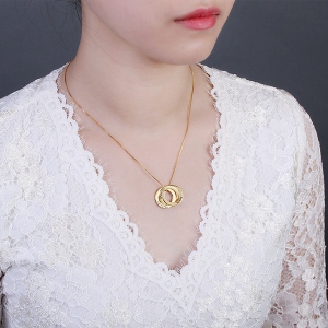 engraved name necklace