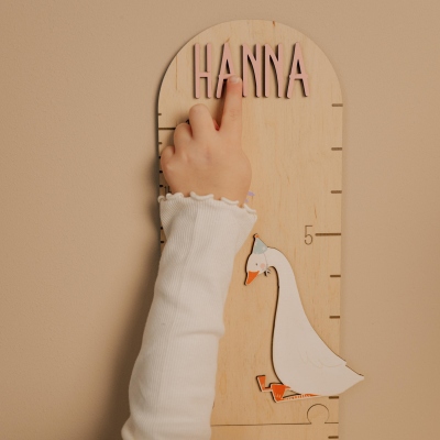 Personligt tillväxtdiagram för barnrum i bondgårdsstil med namn, gåskonstverk i trä, vägglinjal, rumsdekor, babyshower/födelsedagspresent för nyfödda/barn