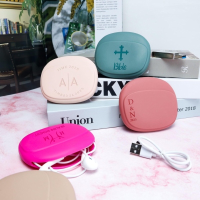 Personalized Engraved Silicone Earbud Storage Case with Name, Multicolor Dustproof Portable Wireless Earphone Cord Organizer, Gift for Family/Him/Her