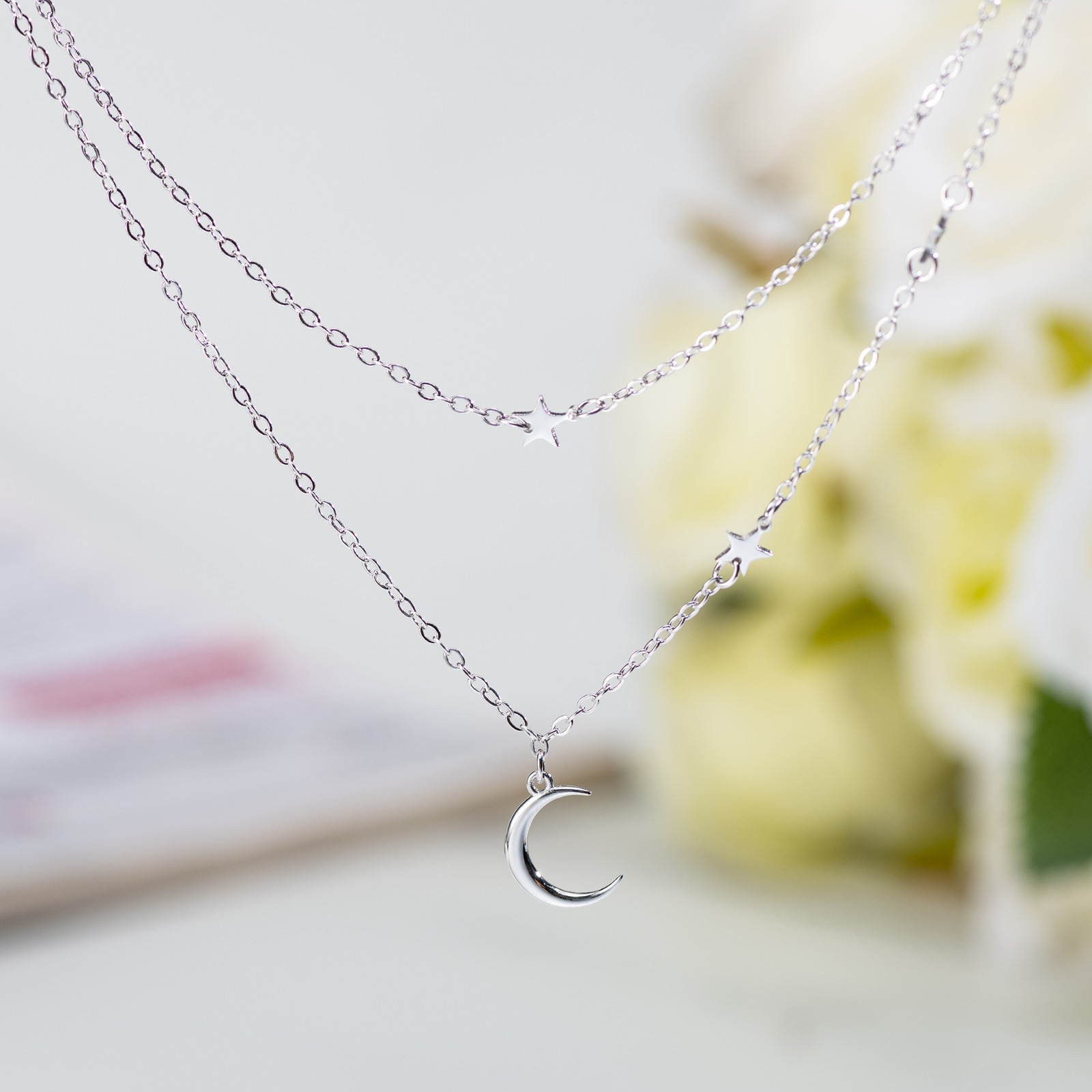 Layered Moon Star Necklace Simple Star Choker Necklace Crescent Charm Pendant Necklace Jewelry for Women and Girls Gift