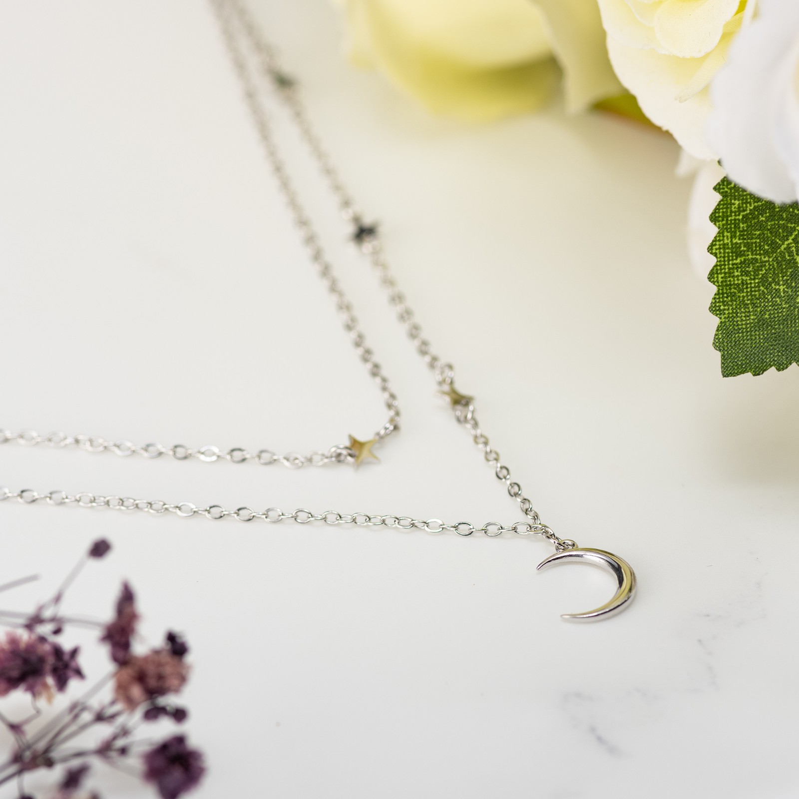 Layered Moon Star Necklace Simple Star Choker Necklace Crescent Charm Pendant Necklace Jewelry for Women and Girls Gift
