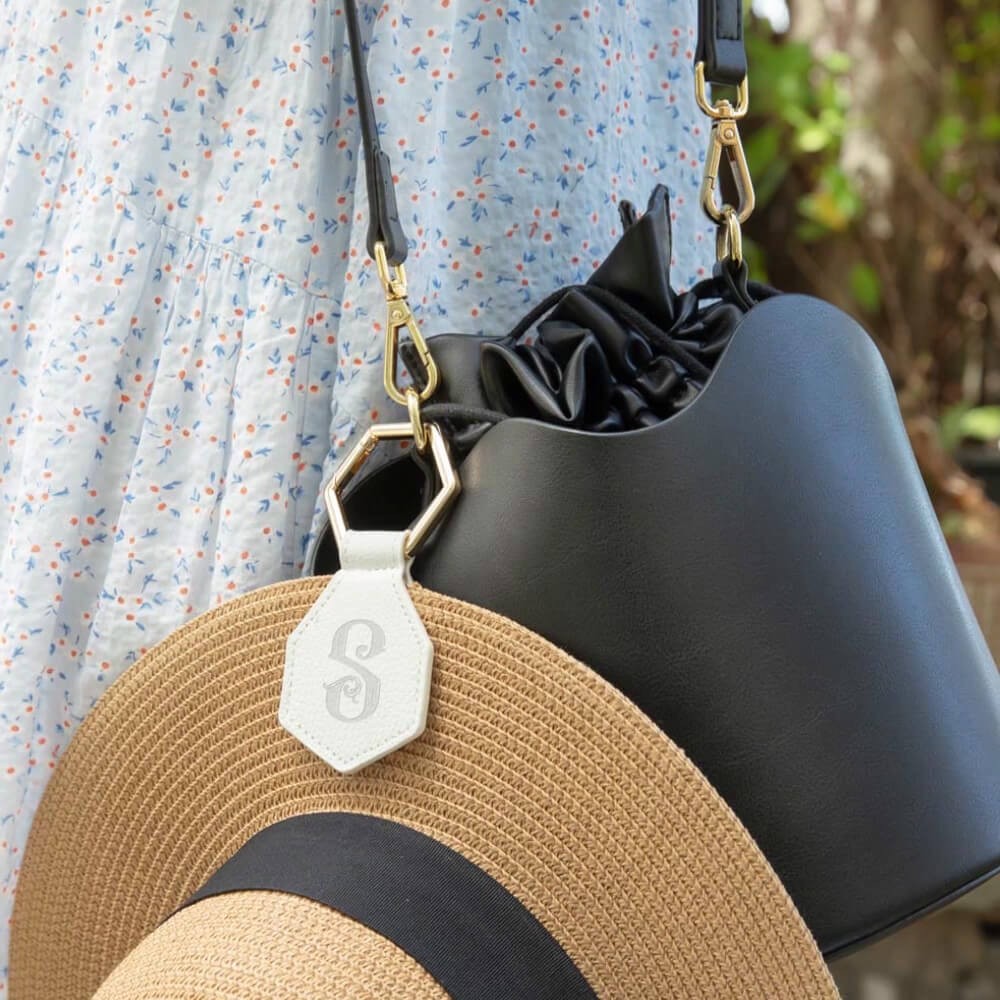 Set of 2 Custom Initial Leather Magnetic Hat Clips for Travel with Initials Panama Hat Option, Luggage Hat Clip, Gift for Travel Enthusiast
