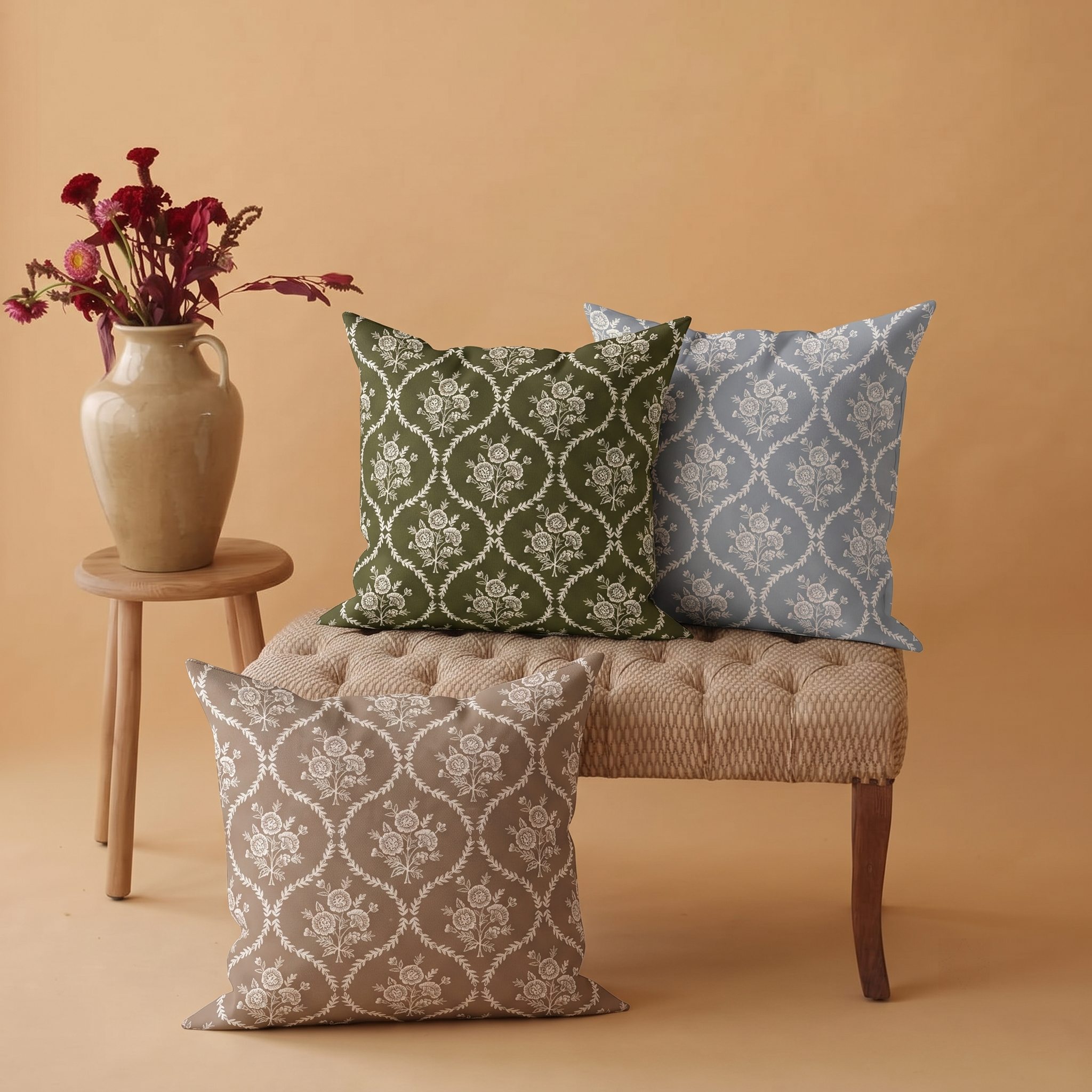 Coussin VIRELIA Personnalisable, Tissu Coton-Lin Mélangé Imprimé, Motif Fleuri en Treillis Losangé Vintage