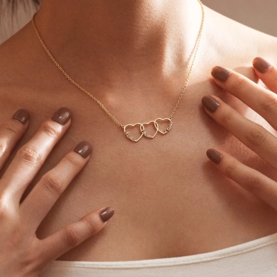 Personalized 1-4 Names Interlocked Heart Necklace, Minimalist Multiple Heart Charms Family Necklace, Birthday/Mother's Day Gift for Her/Mom/Grandma