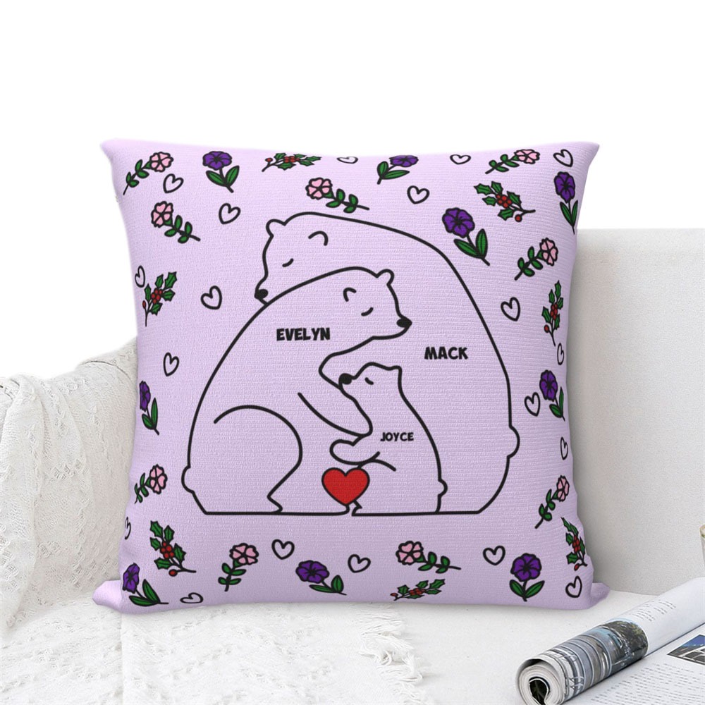 Housse de coussin personnalisée avec nom de famille, ours, fleurs de naissance, taie d'oreiller pour femme avec insert en option, cadeau de fête des mères/anniversaire/Noël maman/grand-mère/parents