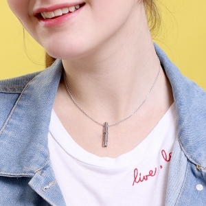 heart bar necklace
