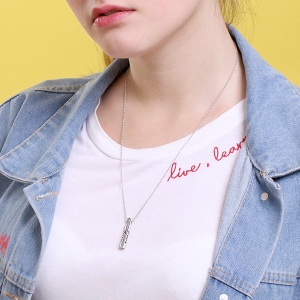 engraved necklace