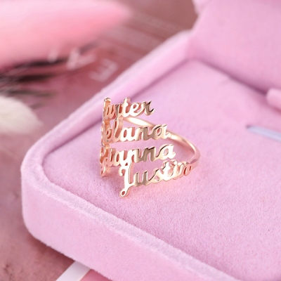 four name ring 