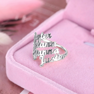 four name ring 