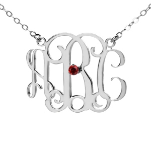 Personligt sterlingsilvermonogramhalsband med en födelsesten