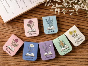 Personalized Birth Flower Magnetic Bookmark,Name Bookmark with Birth Flower,Book lover gift,Reader gift,Christmas Gifts,Gifts For Her